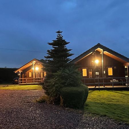 Wellsfield Farm Holiday Lodges Stirling Bagian luar foto