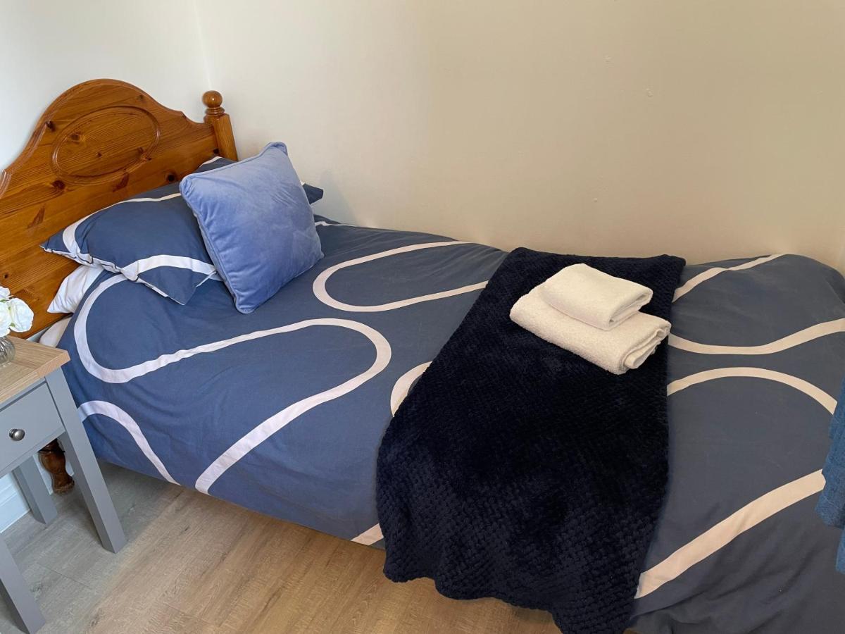 Wellsfield Farm Holiday Lodges Stirling Bagian luar foto