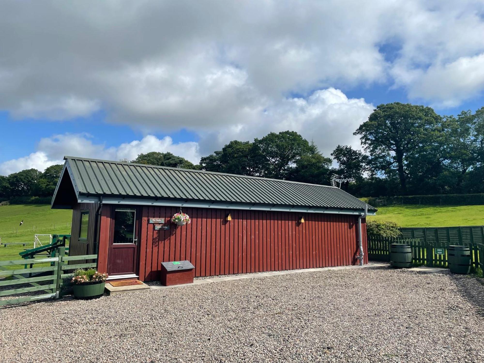 Wellsfield Farm Holiday Lodges Stirling Bagian luar foto