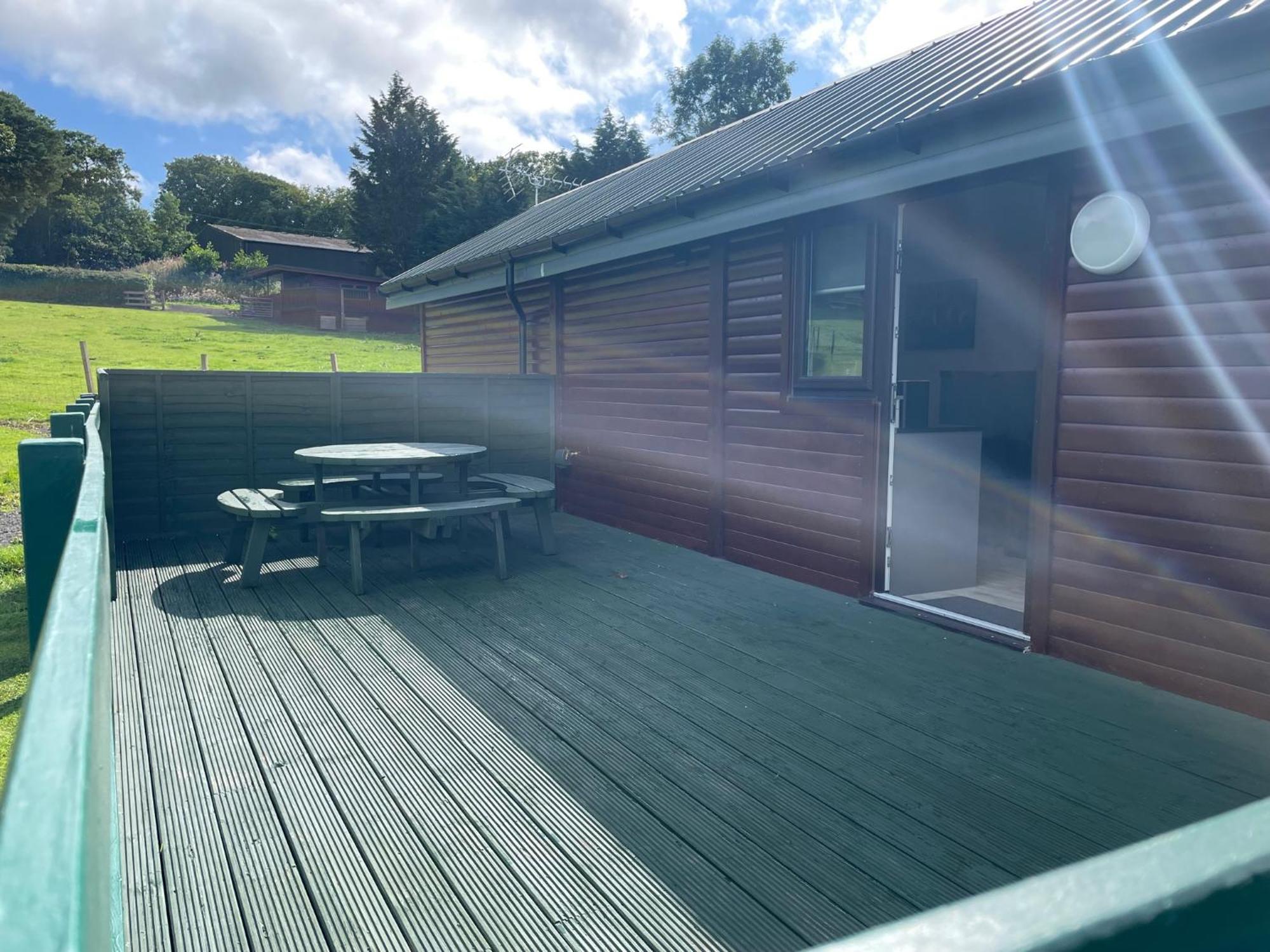 Wellsfield Farm Holiday Lodges Stirling Bagian luar foto
